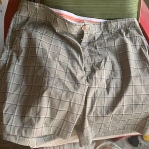 Greg Norman Collection Tan Plaid Flat Front Shorts